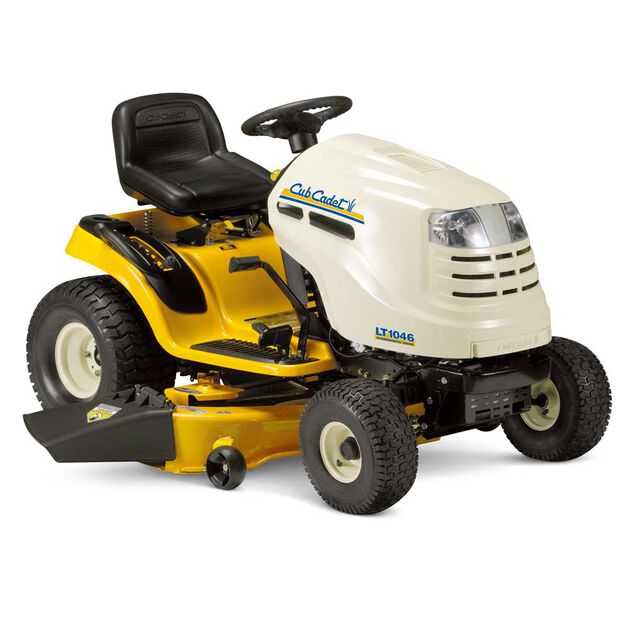 LT1046 Cub Cadet Riding Lawn Mower
